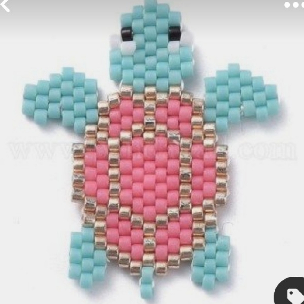 Flat beaded turtle